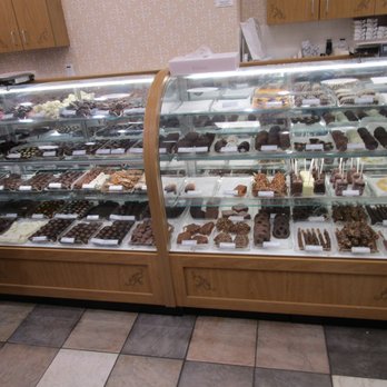 Kilwins - 07-04-2022 - Chocolatiers & Shops Near Me - Denver, Colorado