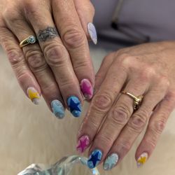 Luxe Nails