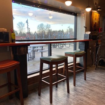 District Brewing - Out the window - Pizza Near Me - Mount Vernon, Washington