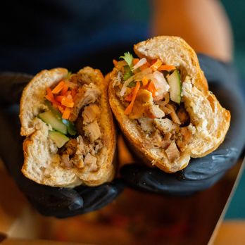 Tea and Milk - Try out our delicious chicken Bánh Mì !! - Bubble Tea Near Me - Brooklyn, New York Tea and Milk - Try out our delicious chicken Bánh Mì !! - Bubble Tea Near Me - Brooklyn, New York