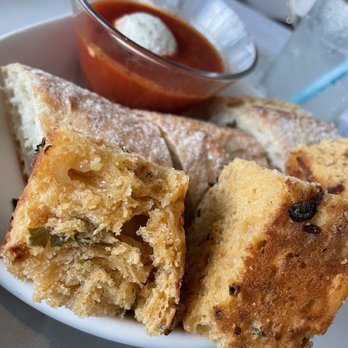 SeaGuini - Opal Sands Resort - Basket of bread - New American Near Me - Clearwater, Florida