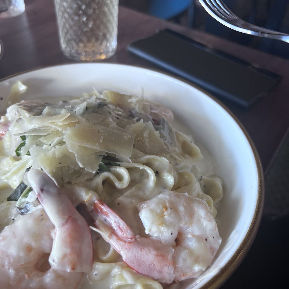 Spruce + Ash - Shrimp Alfredo and mushrooms - American Near Me - Farmington, Michigan Spruce + Ash - Shrimp Alfredo and mushrooms - American Near Me - Farmington, Michigan
