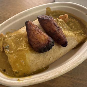 Jumieka NYC - Chicken Roti - Caribbean Near Me - New York, New York Jumieka NYC - Chicken Roti - Caribbean Near Me - New York, New York