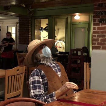 Babe's Chicken Dinner House - Chicken Shop Near Me - Arlington, Texas