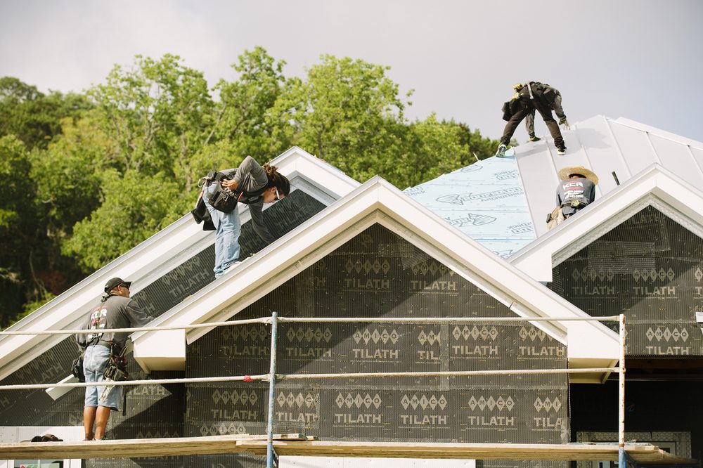 Slide of Kendall County Roofing