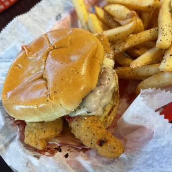 Beth's Burger Bar - American Near Me - Orlando, Florida Beth's Burger Bar - American Near Me - Orlando, Florida