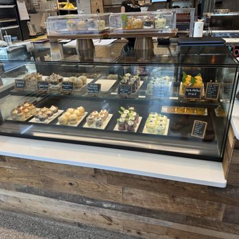 Pecan Craft Kitchen - Dessert window - Southern Near Me - St Johns, Florida Pecan Craft Kitchen - Dessert window - Southern Near Me - St Johns, Florida