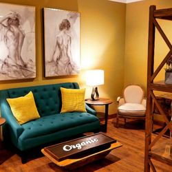 Nature's Spa And Wellness - Newly renovated "blue nook"
