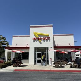 Exterior photo of In-N-Out Burger - San Jose, California Exterior photo of In-N-Out Burger - San Jose, California