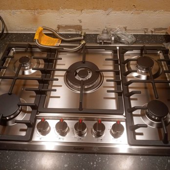 Inland Counter Tops - Stove top sealed into counter without connecting gas line etc. Smell gas now - Countertop Installation Near Me - Rialto, California