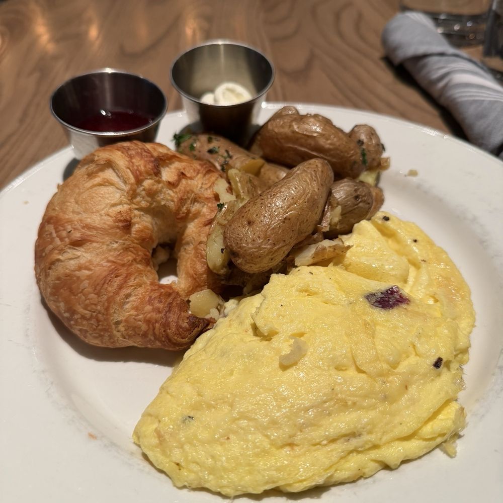 Corinne Denver - Bacon and cheese omelet - Breakfast & Brunch Near Me - Denver, Colorado Corinne Denver - Bacon and cheese omelet - Breakfast & Brunch Near Me - Denver, Colorado