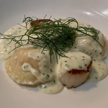 Swallow Kitchen & Cocktails - Scallops in Champagne Burre Blanc Sauce - Bars Near Me - Greenlawn, New York Swallow Kitchen & Cocktails - Scallops in Champagne Burre Blanc Sauce - Bars Near Me - Greenlawn, New York
