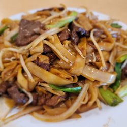 Won Kok Restaurant - Beef chow fun $12