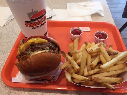 Flippin' Good Chicken, Burgers, Beer by null