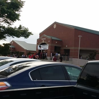 Dixon High School - Middle Schools & High Schools Near Me - Dixon, California