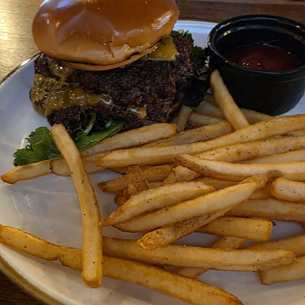 Eleven Eleven Kitchen and Bar - Wine Bars Near Me - Edmonton, Alberta