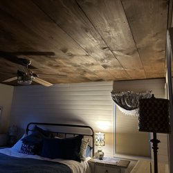 M&D Maintenance - Wood ceiling