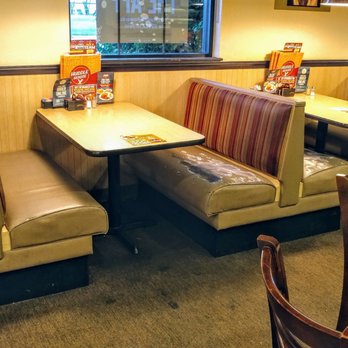 Huddle House - 8 years old and boy you can see how run-down the carpet of the booths are this place 24/7 slammed all the time - American Near Me - Emporia, Kansas Huddle House - 8 years old and boy you can see how run-down the carpet of the booths are this place 24/7 slammed all the time - American Near Me - Emporia, Kansas