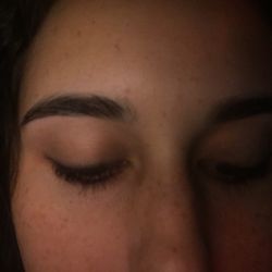Glamour Brows