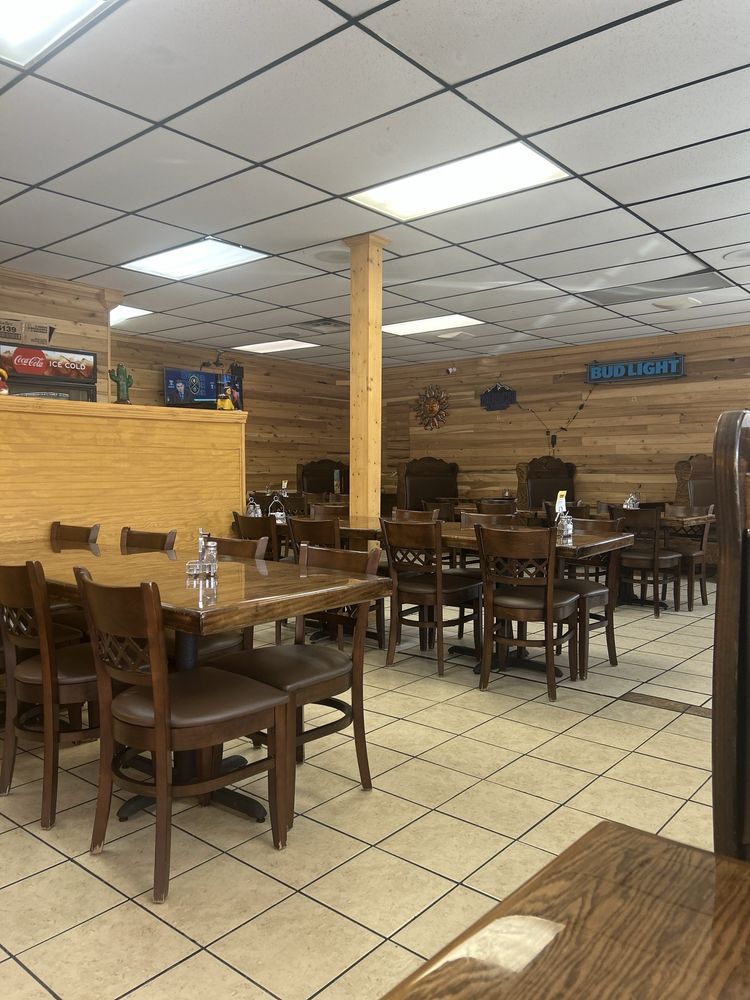 El Maguey Mexican Grill