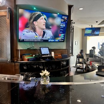 Greater Pacific Restaurant - Large screen tv at the bar. - New American Near Me - Valencia, California Greater Pacific Restaurant - Large screen tv at the bar. - New American Near Me - Valencia, California