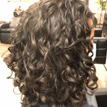 Curly Hair Pro - Hair Salons Near Me - Altamonte Springs, Florida Curly Hair Pro - Hair Salons Near Me - Altamonte Springs, Florida