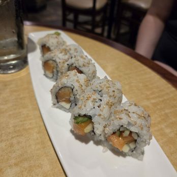Kona Grill - Gilbert - Philly roll - Sushi Bars Near Me - Gilbert, Arizona Kona Grill - Gilbert - Philly roll - Sushi Bars Near Me - Gilbert, Arizona