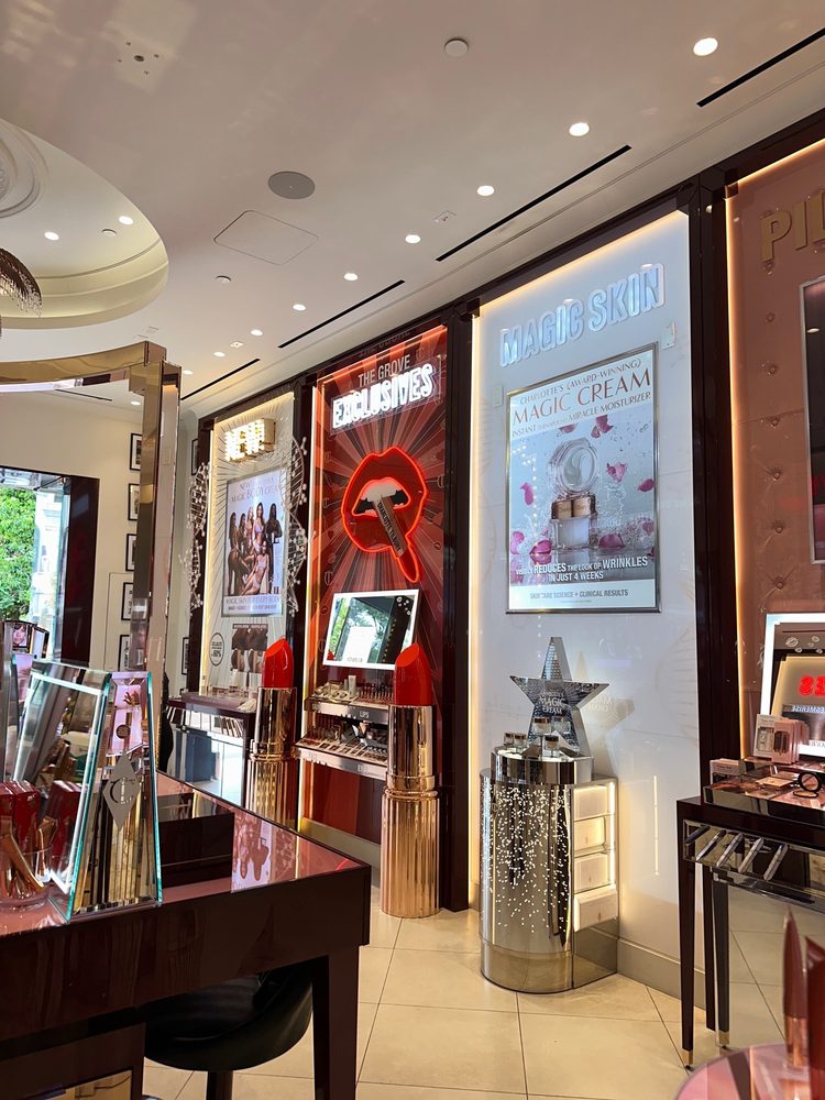 Charlotte Tilbury Logo