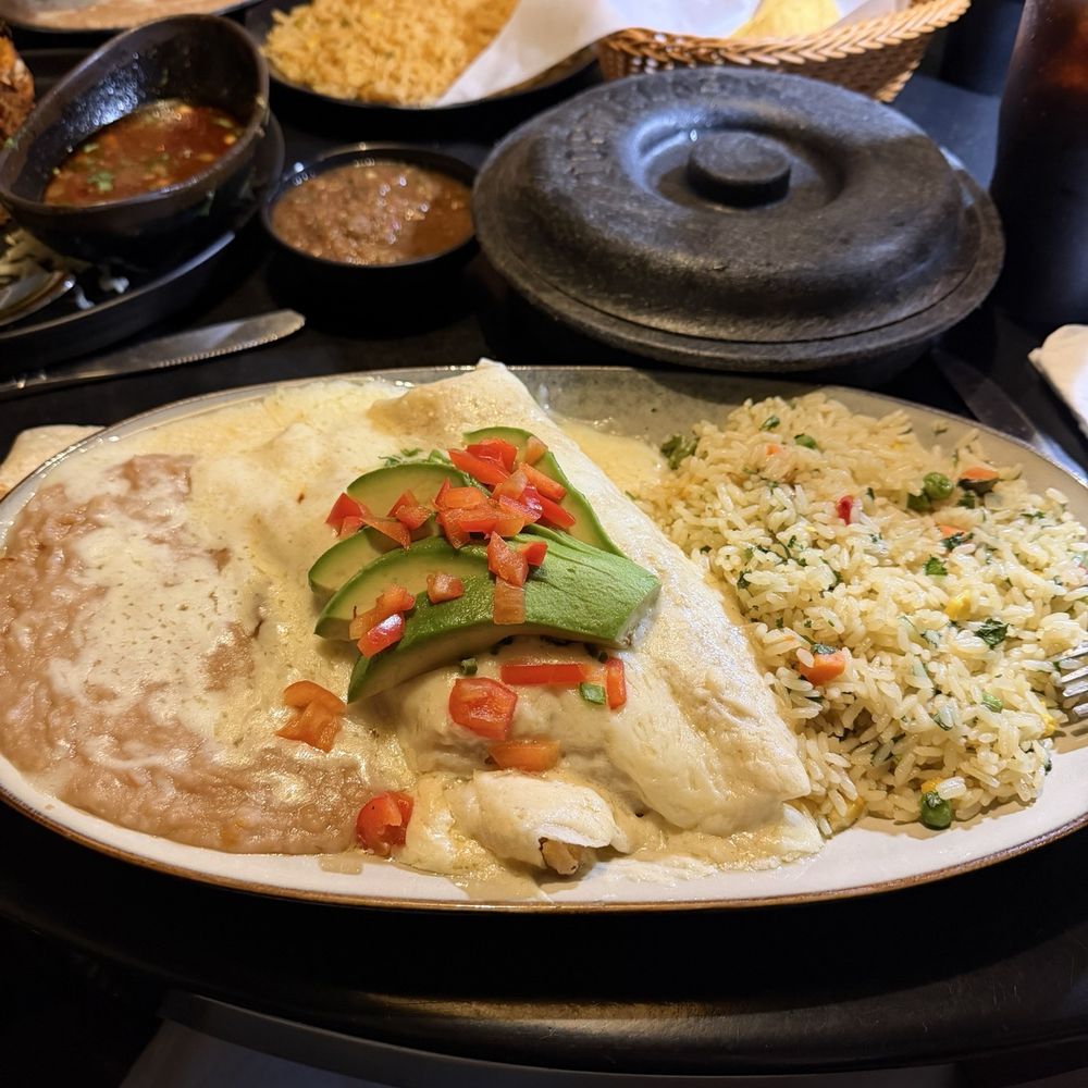 Que Pasa - Seafood enchiladas - Mexican Near Me - Bakersfield, California Que Pasa - Seafood enchiladas - Mexican Near Me - Bakersfield, California