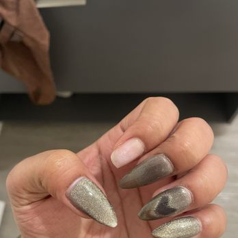 Lotus Nails Spa - One nail popped off within a week - Nail Salons Near Me - Renton, Washington