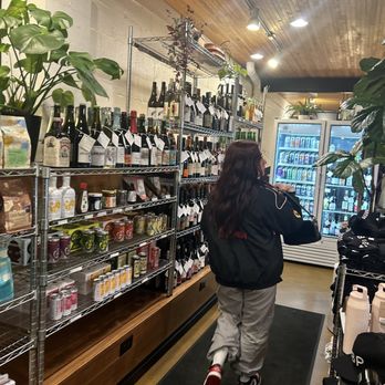 Burien Press - Coffee & Tea Near Me - Burien, Washington Burien Press - Coffee & Tea Near Me - Burien, Washington