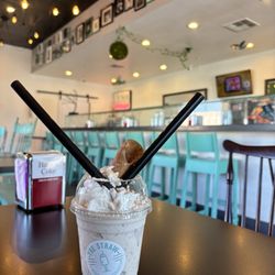 The Straw: Modern Milkshakes - Donkey Kong Milkshake