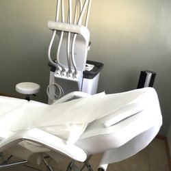 Kamdar Medical and Cosmetics - Our SculpSure room! SculpSure is the latest technology in non-invasive body contouring. Let us sculpt you!