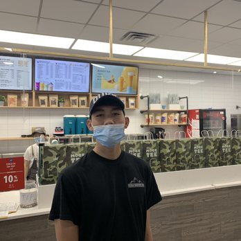 Moge Tee - Durham - Ordering counter - Bubble Tea Near Me - Durham, North Carolina