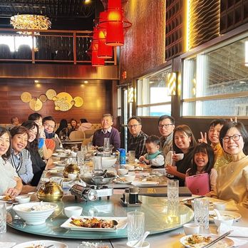 Jade Dynasty - This place is great for a big group dinner or lunch gathering - Chinese Near Me - Minneapolis, Minnesota