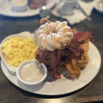 Maple Bacon Restaurant - American Near Me - Plano, Texas