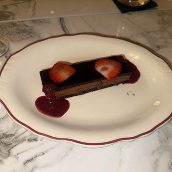 Macarena - Chocolate cake - Spanish Near Me - Palo Alto, California Macarena - Chocolate cake - Spanish Near Me - Palo Alto, California