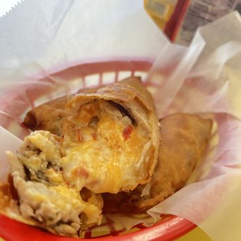 Bells Marina Restaurant - Pulled pork and pimento cheese egg rolls - American Near Me - Eutawville, South Carolina