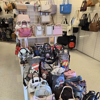 Bealls - Department Stores Near Me - Sealy, Texas Bealls - Department Stores Near Me - Sealy, Texas