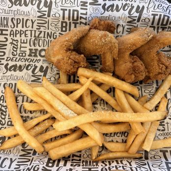 Miami Grill - 4pc breaded Fried chicken w/fries - Chicken Wings Near Me - Saint Charles, Missouri Miami Grill - 4pc breaded Fried chicken w/fries - Chicken Wings Near Me - Saint Charles, Missouri