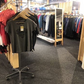 Sport 2000 - Ski & Snowboard Shops Near Me - Bramberg am Wildkogel, 5