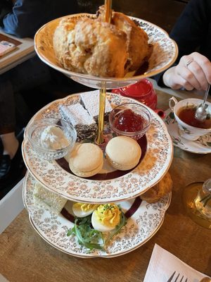 Cardinal Tearoom by null