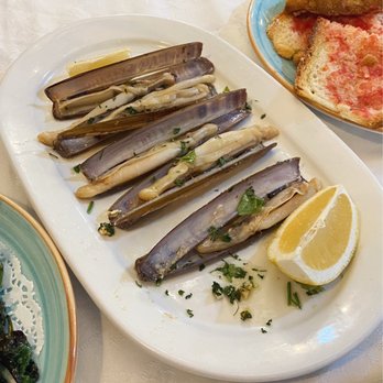 Paco Alcalde - grilled razor clams - Seafood Near Me - Barcelona, B