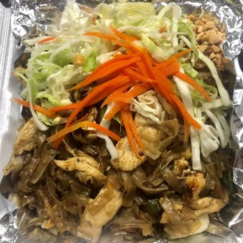 Thai Orchid Restaurant - Chicken pad Thai - Thai Near Me - Aurora, Illinois