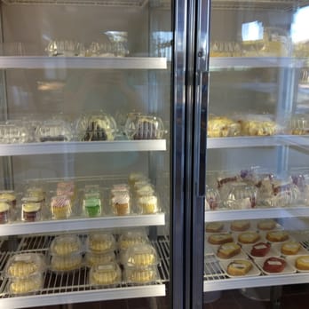 Elite Bakery - A portion of their refrigerated section that you can help yourself: cupcakes, slices of cake, latiya, and other goodies. - Bakeries Near Me - Union City, California