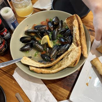 Outerbanks Bar - Mussels - American Near Me - Kingsland, Georgia Outerbanks Bar - Mussels - American Near Me - Kingsland, Georgia