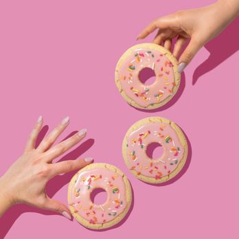 Crumbl - Olathe - Cookies and desserts big enough to share with family and friends - Bakeries Near Me - Olathe, Kansas Crumbl - Olathe - Cookies and desserts big enough to share with family and friends - Bakeries Near Me - Olathe, Kansas