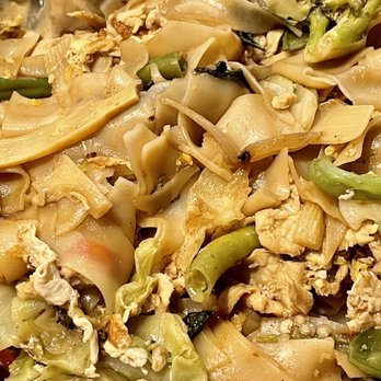 Little Thailand - Pad Kee Mao - Thai Near Me - Del Valle, Texas Little Thailand - Pad Kee Mao - Thai Near Me - Del Valle, Texas