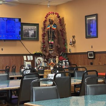 La Familia - Mexican Near Me - Rock Falls, Illinois La Familia - Mexican Near Me - Rock Falls, Illinois