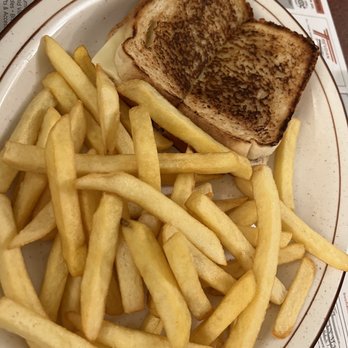 Royann Diner - Kids grilled cheese - Diners Near Me - Sellersville, Pennsylvania Royann Diner - Kids grilled cheese - Diners Near Me - Sellersville, Pennsylvania